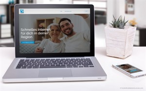 Laptop mit neuer Lünecom Website